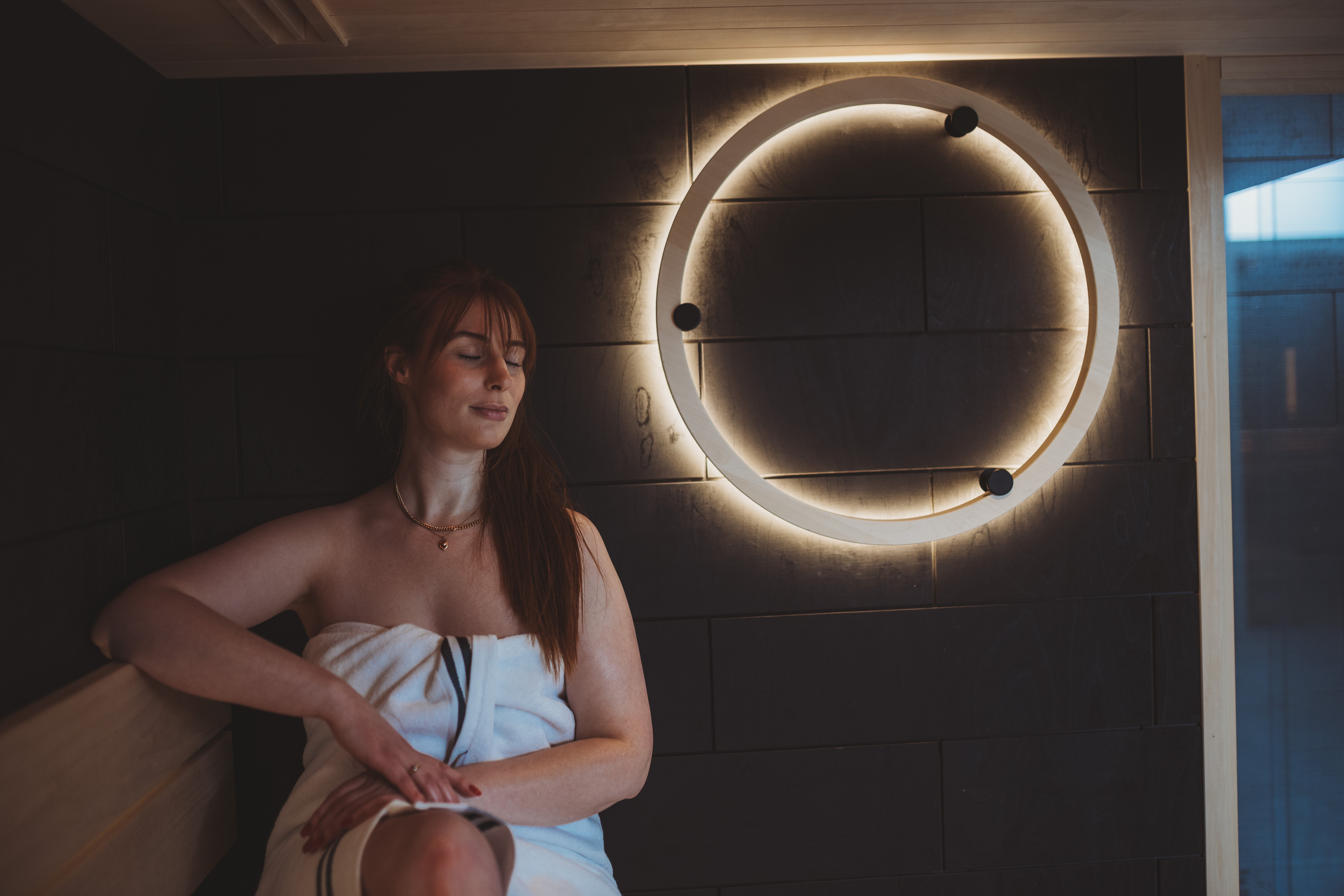 Silhouette Ring from Tylö